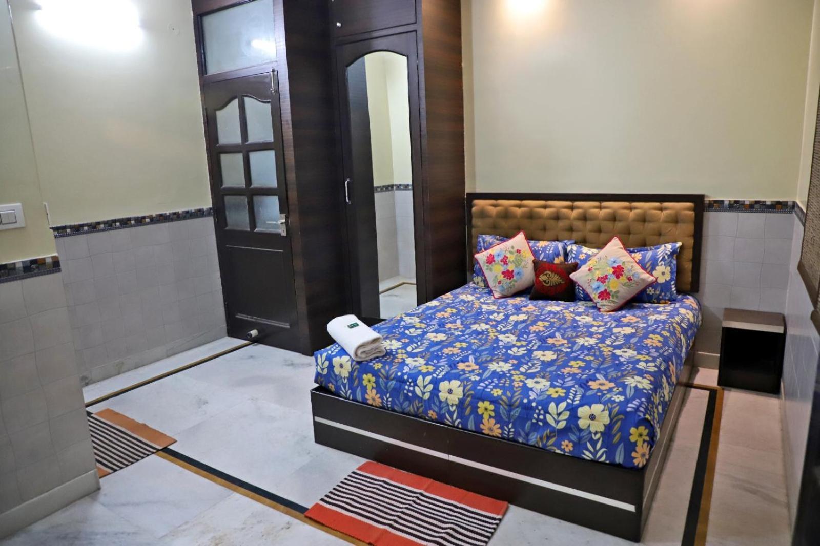 Hotel Traditional Inn New Delhi Exterior photo